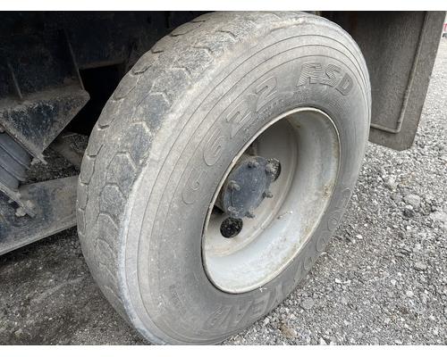 MACK MRU613 Complete Vehicle