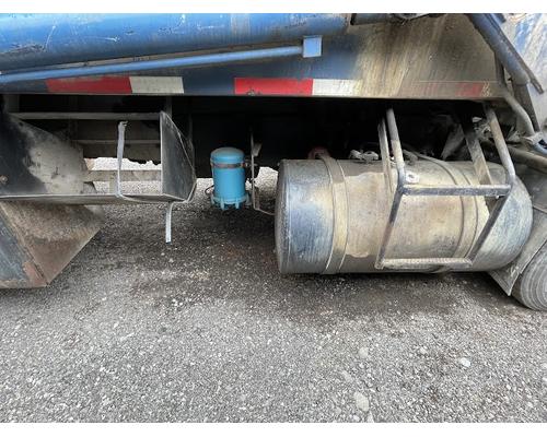 MACK MRU613 Complete Vehicle