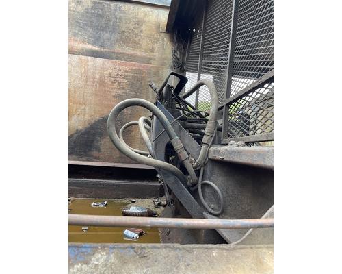 MACK MRU613 Complete Vehicle