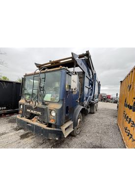 MACK MRU613 Dismantled Vehicles