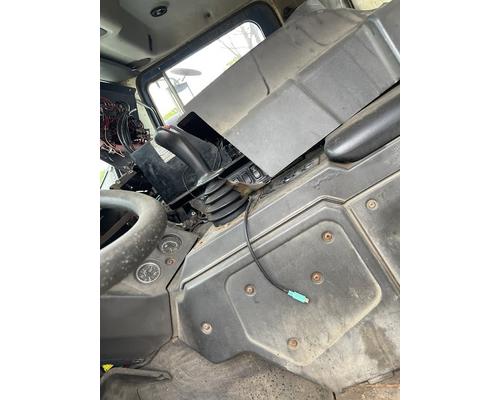 MACK MRU613 Dismantled Vehicles