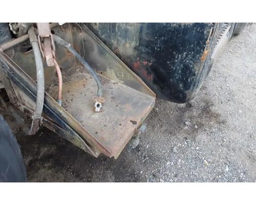  Mack RD685S Battery Box #