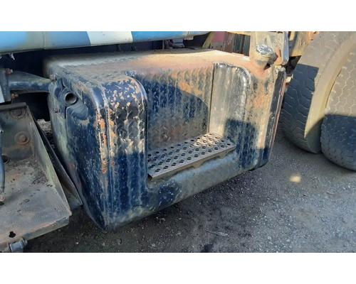  Mack RD685S Fuel Tank #