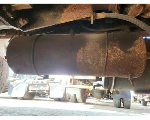  Mack RD686SX Air Tank #