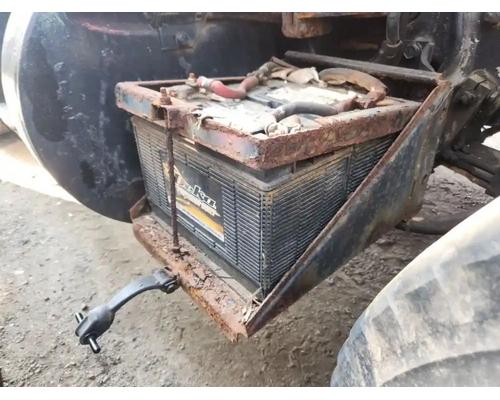 Mack RD686SX Battery Box # Mack RD686SX Battery Box #