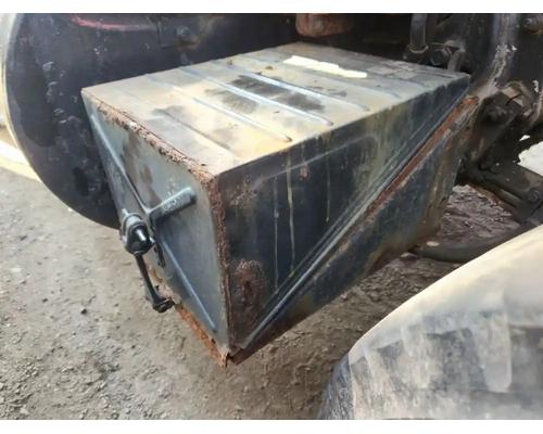Mack RD686SX Battery Box # Mack RD686SX Battery Box #