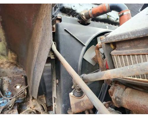  Mack RD686SX Radiator #