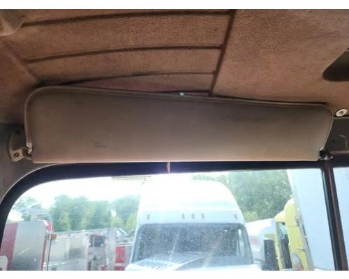  Mack RD686SX Visor #