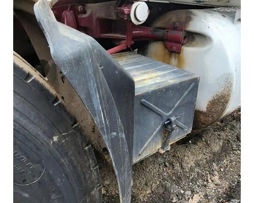  Mack RD688SX Battery Box #