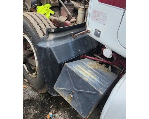 Mack RD688SX Fender Extension #