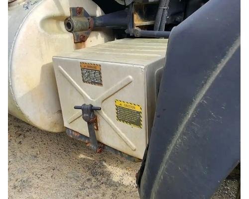  Mack RD688S Battery Box #