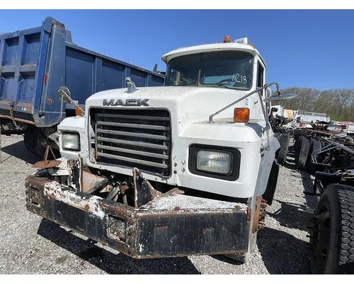 MACK RD688S Consignment sale