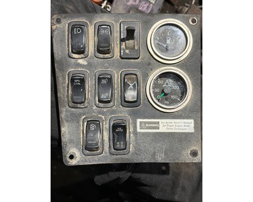 MACK RD688S Dash Panel