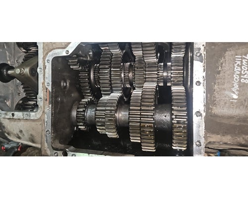 MACK T-310 Transmission Assembly