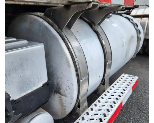 mack-td713-fuel-tank #1450366