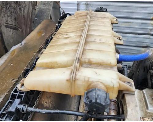 mack-td713-radiator-overflow #1450390