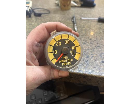 MACK  Gauges (all)