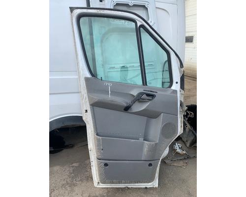 MERCEDES-BENZ Sprinter Door Assembly, Front