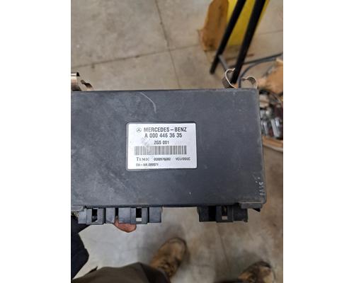 MERCEDES  Cab Control Module ECM