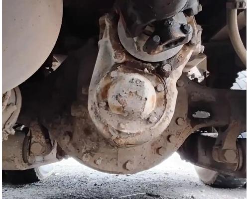  Meritor/Rockwell RD23160 Front Axle #