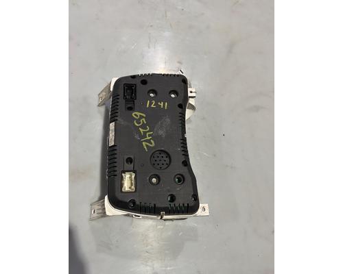 MITSUBISHI FUSO FE180 Instrument Cluster