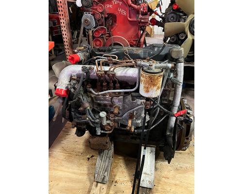  MITSUBISHI 4D34 Engine Assembly #