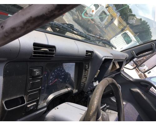 mitsubishi-fe-84d-dash-assembly #685932