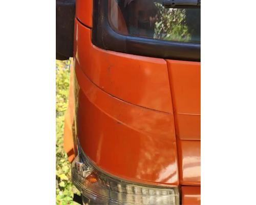 mitsubishi-fec92s-cowl #1360166