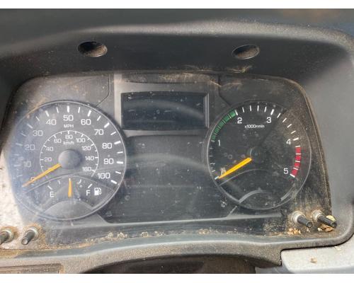  Mitsubishi FEC92S Instrument Cluster #