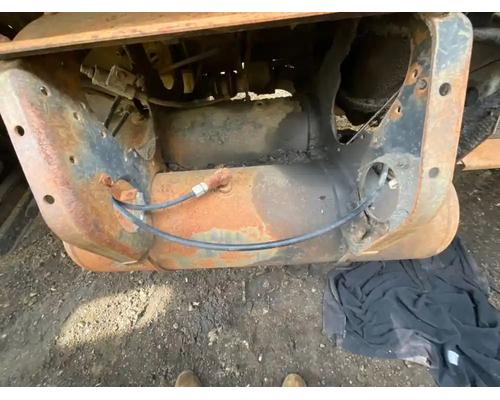  Mitsubishi FM65F Air Tank #
