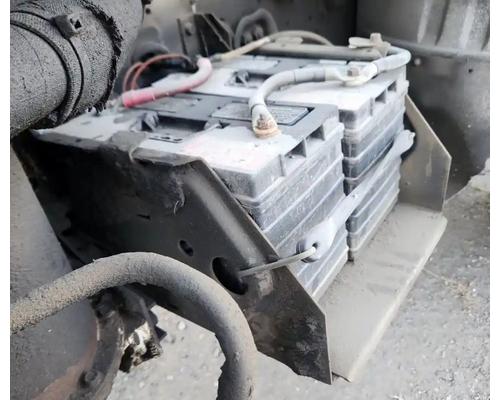 mitsubishi-fm65f-battery-box #1437282