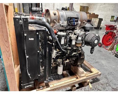  Perkins 1204E-E44TTA Engine Assembly #
