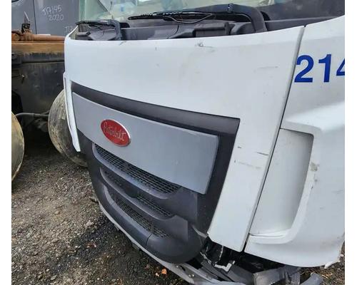 peterbilt-220-grille #1359176