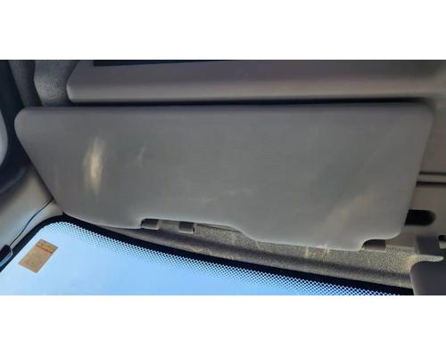 peterbilt-220-visor #1445158