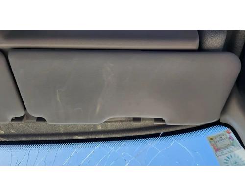 peterbilt-220-visor #1445160