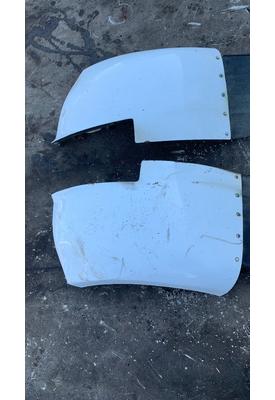 PETERBILT 330 Fender