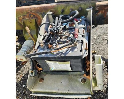 peterbilt-335-battery-box #1438580