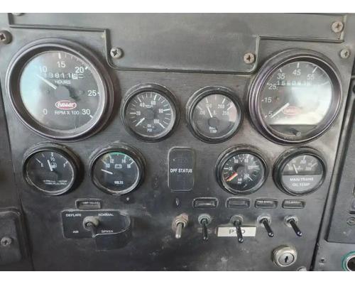 peterbilt-335-instrument-cluster #1438674