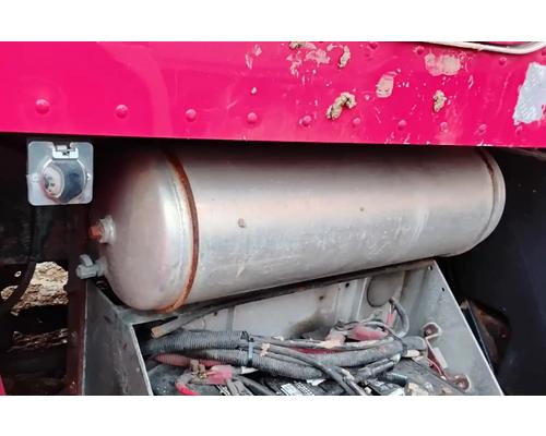 peterbilt-348-air-tank #1441718