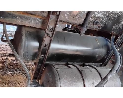 peterbilt-348-air-tank #1441720