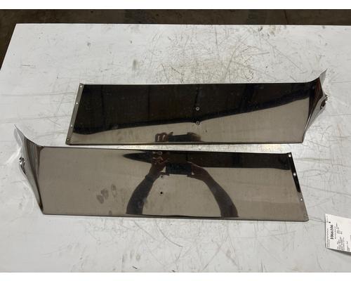 2013-peterbilt-348-visor #1468864