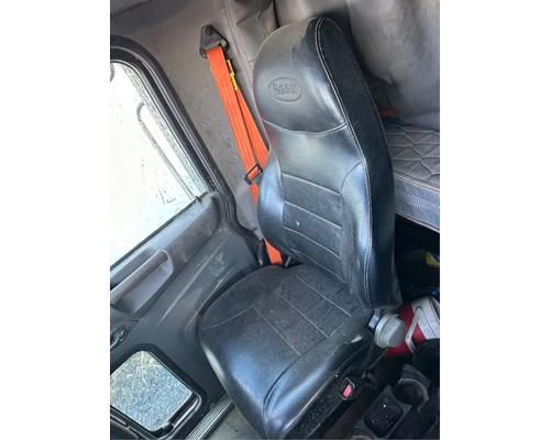 Peterbilt 365 Dash Assembly # Peterbilt 365 Dash Assembly #