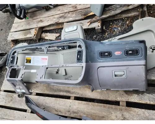 peterbilt-365-dash-assembly #1378050