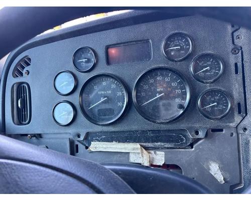  Peterbilt 365 Instrument Cluster #