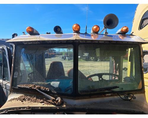 PETERBILT 377 Cab or Cab Mount