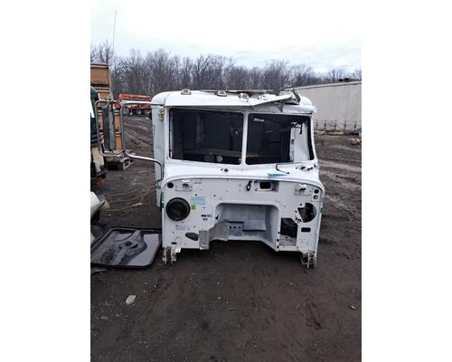 PETERBILT 377 Cab