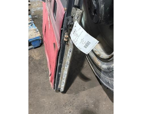 PETERBILT 377 Door Assembly, Front