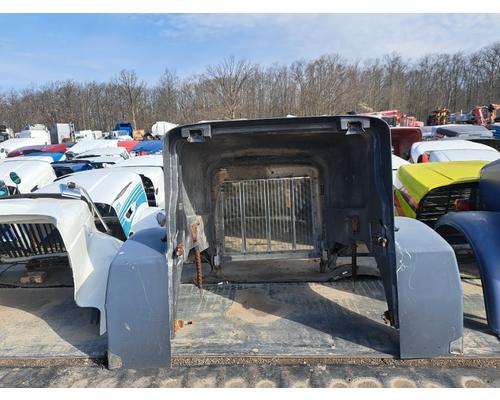 PETERBILT 377 Hood