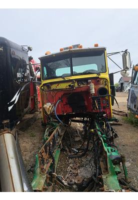 PETERBILT 378 Cab or Cab Mount