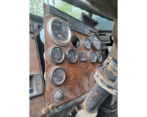 PETERBILT 378 Cab or Cab Mount